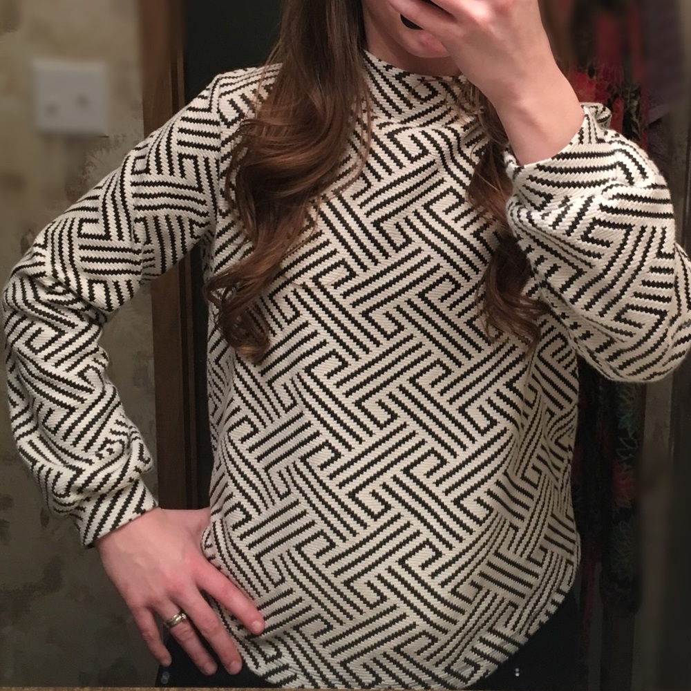 Patterned sweater